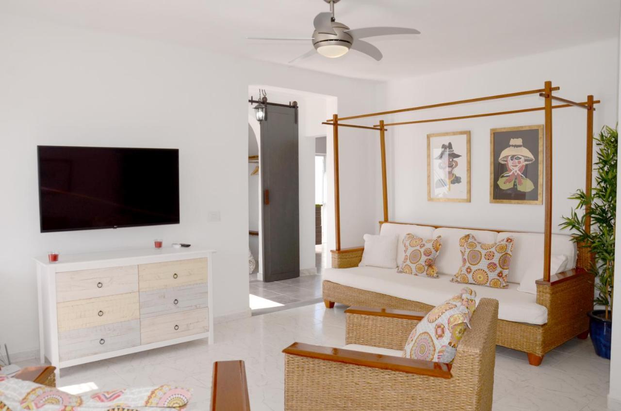Tranquilidad With Amazing Private Terrace And Heated Pool * Charco del Palo